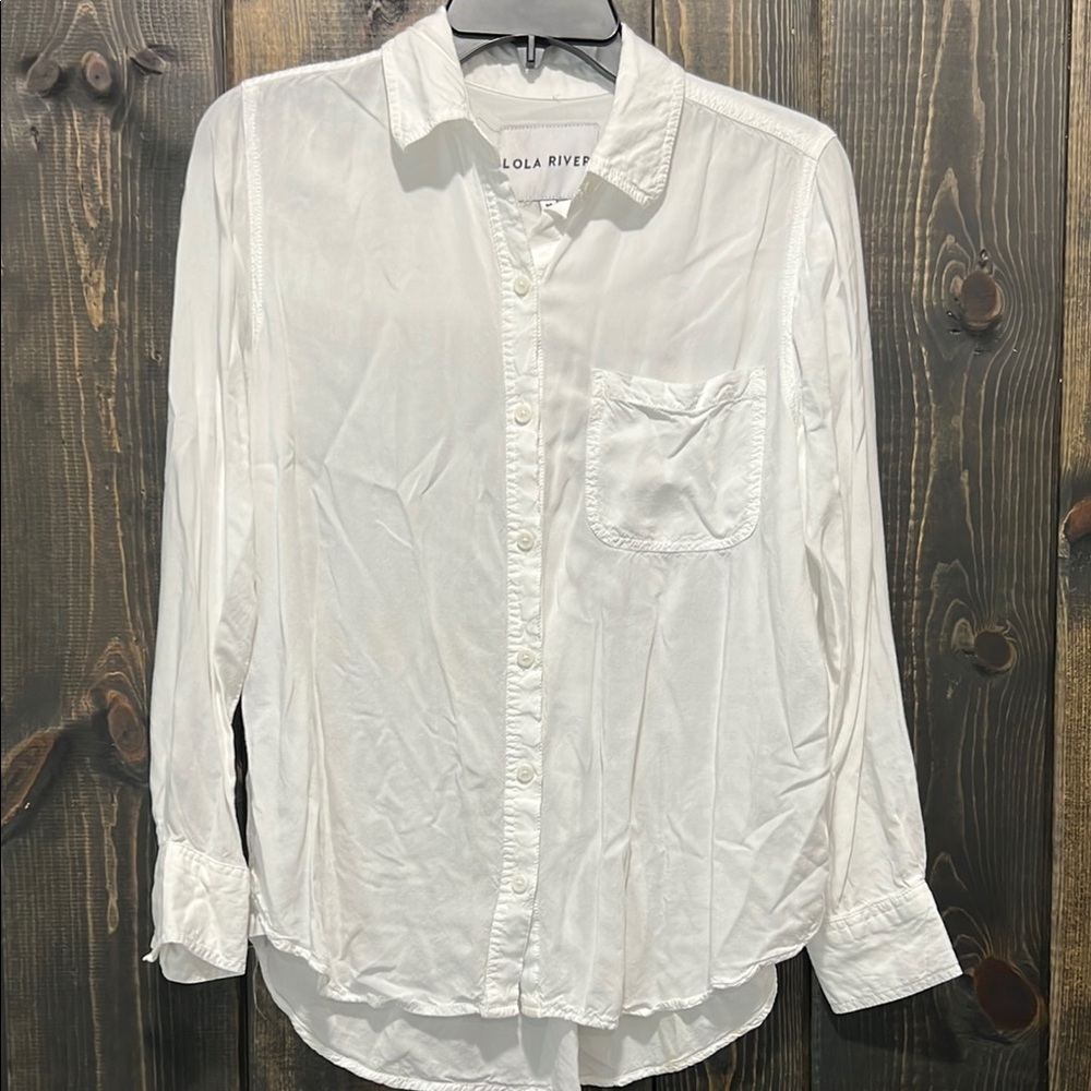 Lola River White Button‎ Up Blouse M Long Sleeves Classic Viscose Office